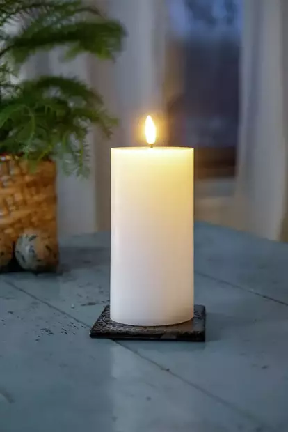 AIRAM LED-PÖYTÄKYNTTILÄ 15CM AJASTIMELLA - Jouluvalot ja kausivalot - 9630 - 1