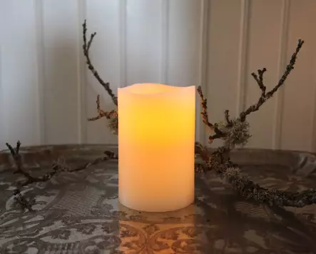 LED-KYNTTILÄ BIG 15CM NORSUNLUU - Jouluvalot ja kausivalot - 9700 - 2
